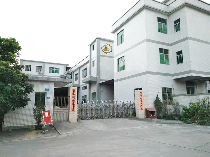 厂房门口